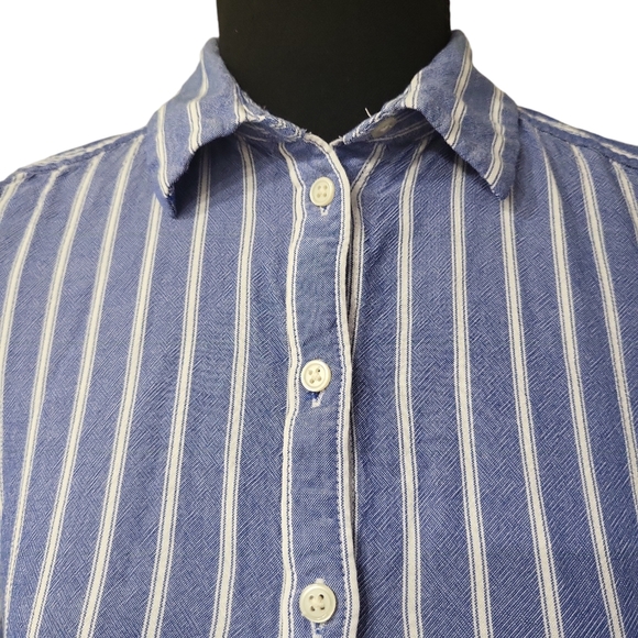EUC LOFT women's blue & white stripped 3/4 sleeve dress shirt casual, XSP - Picture 4 of 5